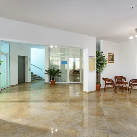 Elitza 3* Китен