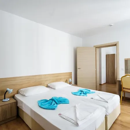 Elitza 3* Китен