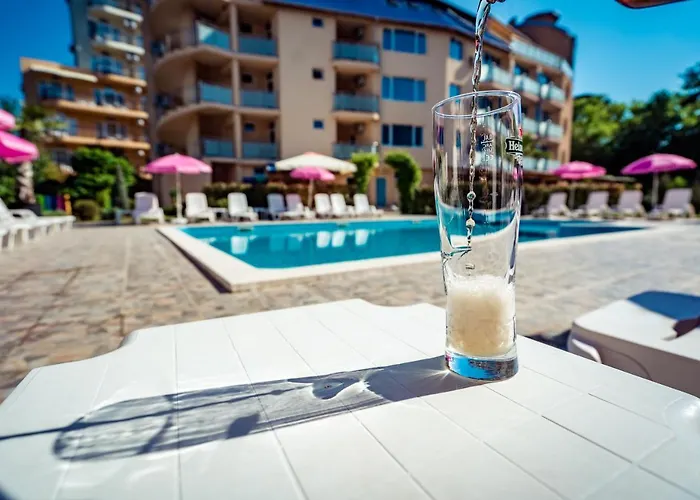 Elitza ホテル キテン